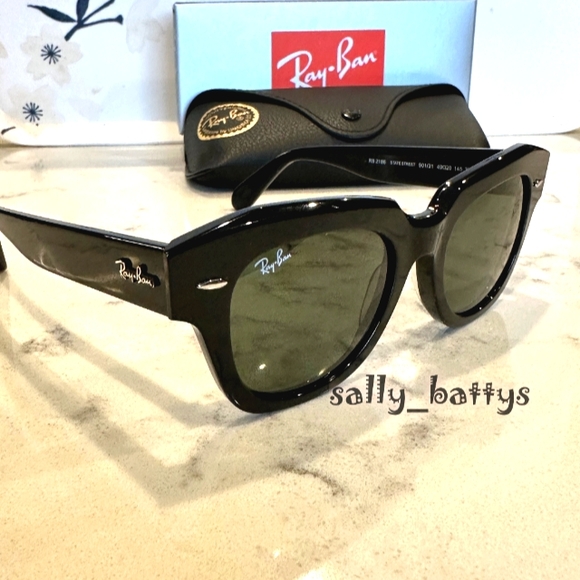 Ray-Ban (Store Display) State Street Black RB2186 - Picture 4 of 17